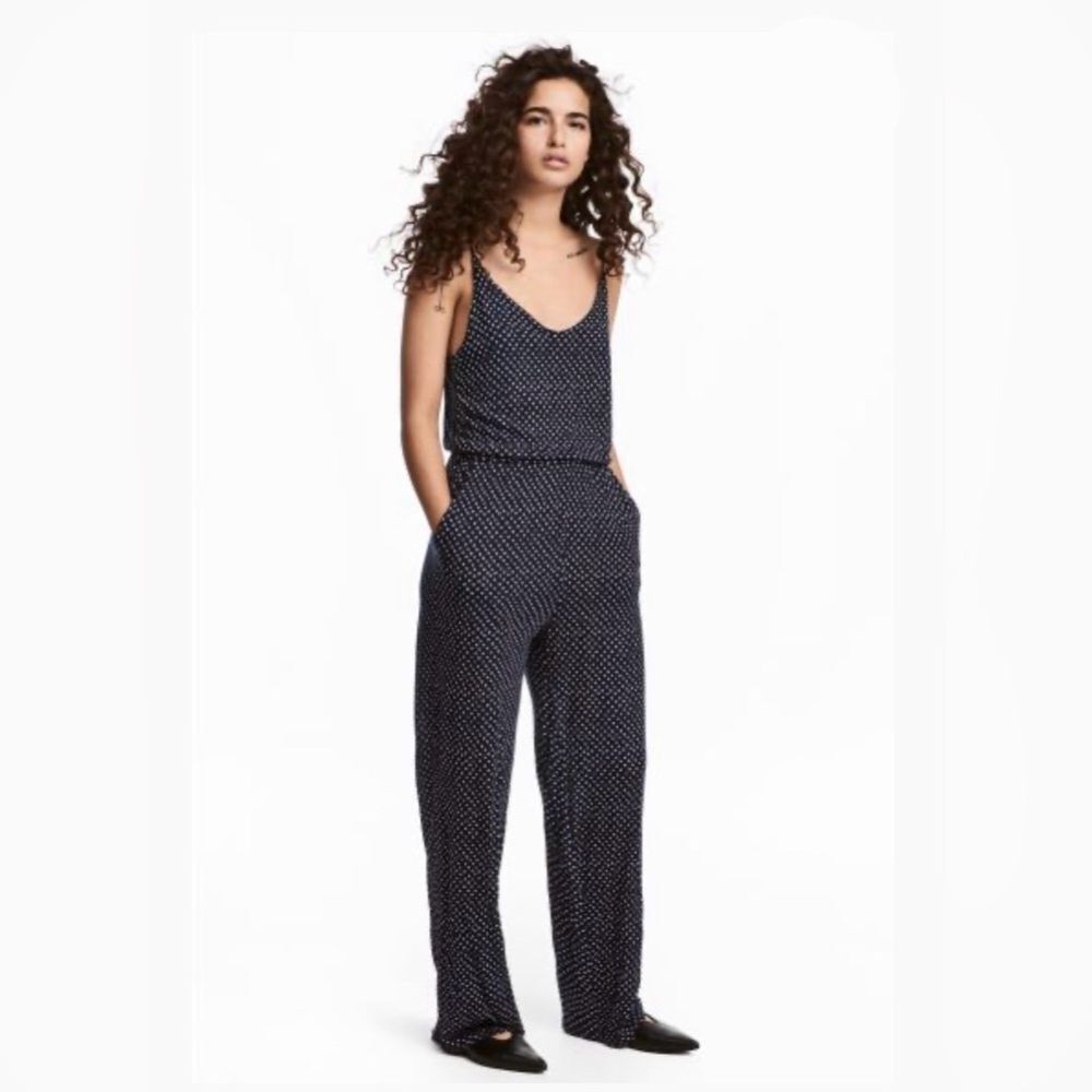 H&M Navy Jumpsuit with White Geometric Pattern with Pockets Women’s Medium